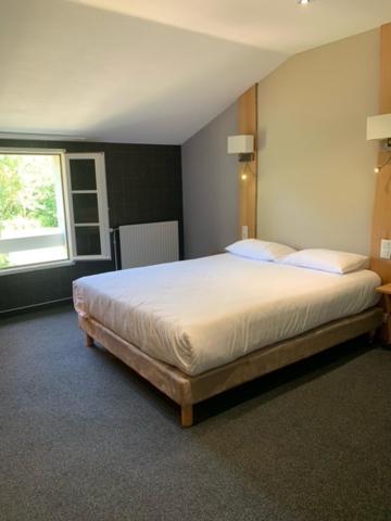 Logis Auberge De La Riviere Les Velluire-sur-Vendee Esterno foto