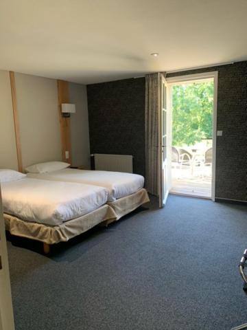 Logis Auberge De La Riviere Les Velluire-sur-Vendee Esterno foto