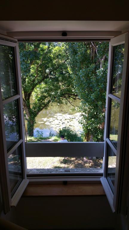 Logis Auberge De La Riviere Les Velluire-sur-Vendee Esterno foto