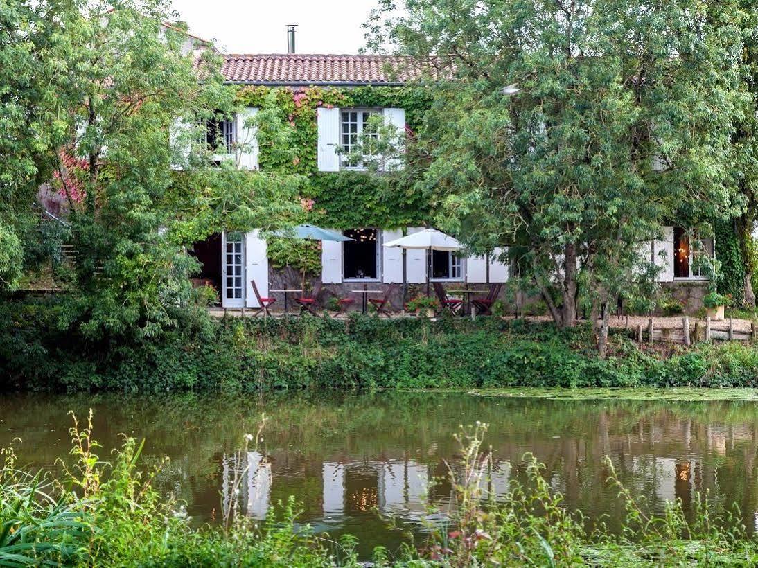 Logis Auberge De La Riviere Les Velluire-sur-Vendee Esterno foto